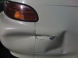 someone hit my car :(-img_0186.jpg