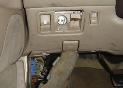 Help with car locks-dsc02633.jpg