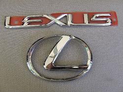 Assorted Lexus emblems for sale Chrome and gold-dscf0230.jpg
