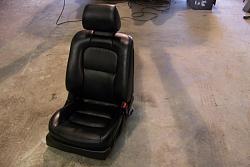 Price Drop 99 Sc 300 Black seats Fronts-seat3.jpg