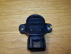 LOOK! Lexus SC400 parts: Hinge, JVC CD player and harness, ect-109_9804.jpg