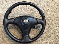 Black 3 spoke Toyota steering with with cruise and airbag-img_0277.jpg