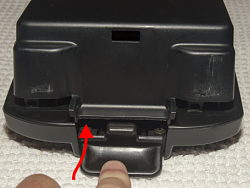 04 SC430 Armrest Console Replacement-step-3.png