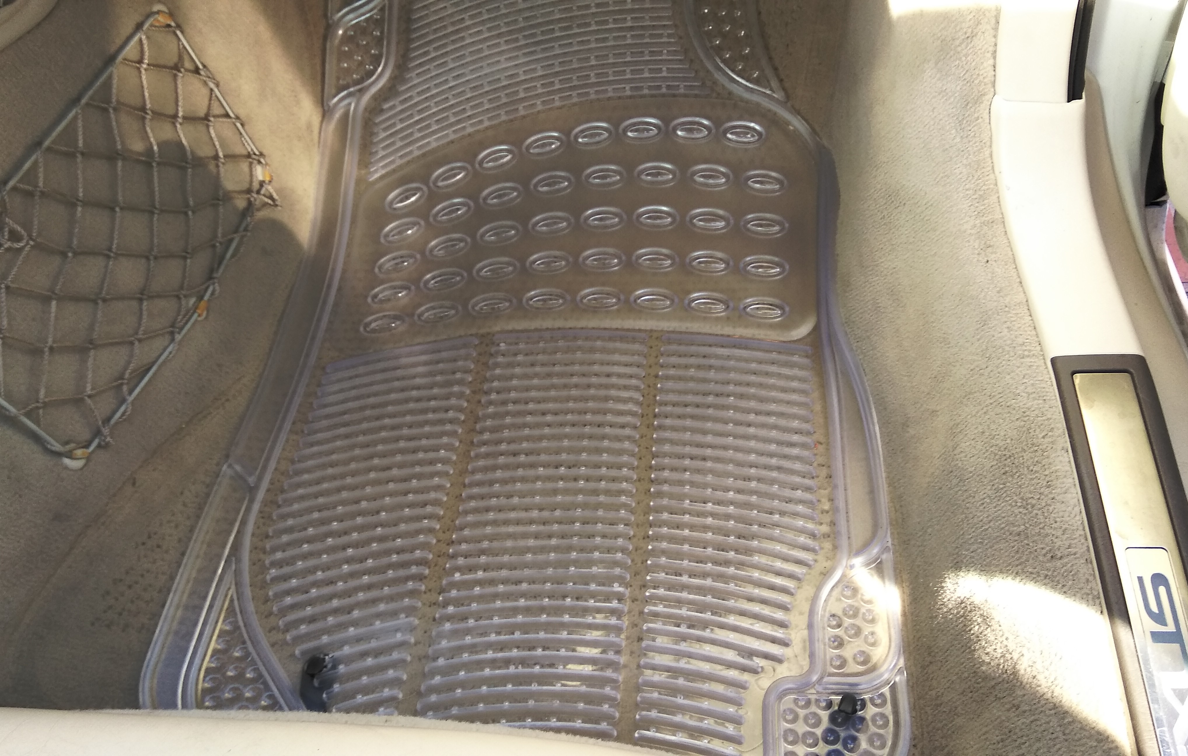 303 Products Fabric Guard Review and Test Results! Water Test on my 370z  Floor mats! 