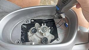 SC430 Rear View Mirror Motor Removal-20230713_123656.jpg