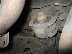 Rear suspension Noise over bumps/cracks-img_4313.jpg