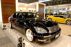 Some More VIP Cars In Japan..-shinyblacklex.jpg