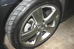 OEM GS430/350 wheels/tires 18&quot;-frontleft.jpg