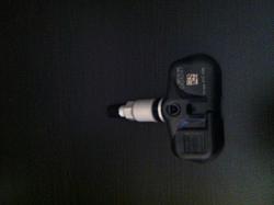 FS: 1 TPMS Sensor - Brand New It was for my 2007 GS350 Shipped within 48 states-photo-2-.jpg