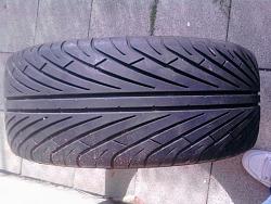 1 used 245/35/20 tire for sell-photo0188.jpg