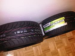 Selling two brand new Federal s595 tires 225/35/19-manhattan-20110512-00054.jpg