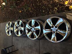 FS: OEM 3GS 18&quot; Rims-img_2141.jpg