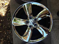 FS: OEM 3GS 18&quot; Rims-img_2137.jpg