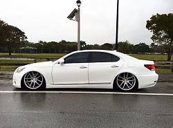 22 inch niche wheels 22x10.5 all around-image.jpg