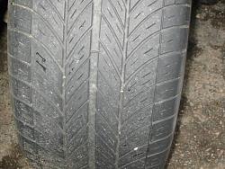 17&quot; MOMO GT2 with Tires For Sale-409tire-med.jpg