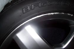 2004-05 L430 polished 18&quot; with tires-damaged-wheel.jpg