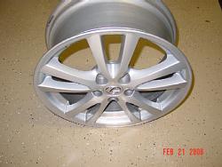 IS350 18&quot; OE wheelset next to new in Texas-is350-wheel-2-small.jpg