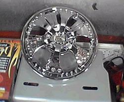 For all you guys that cant afford Davins a cost effective alternative!!-spinning-hubcap-1.jpg