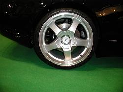 Some nice wheels from the Essen show-azev-wheel.jpg