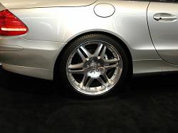 Some nice wheels from the Essen show-brabusnewwheel.jpg