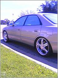 i am selling my new 18'' with tires (pics)-down-low.jpg