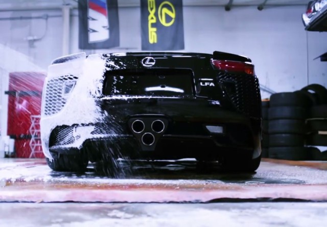 Watching This Lexus LFA Get Detailed is Like a Massage for Your Eyeballs