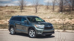How Does the Toyota Highlander Compare to Its Rivals?