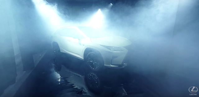 Jude Law and Lexus Create a Confusing RX 360° Video