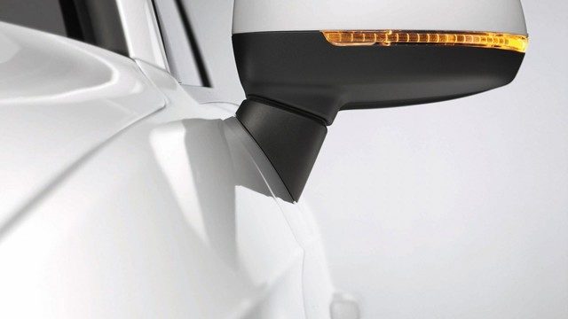 Lexus: How to Replace Your Side Mirror