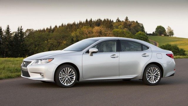Lexus ES: Crash Test and Safety Ratings/Safety Features