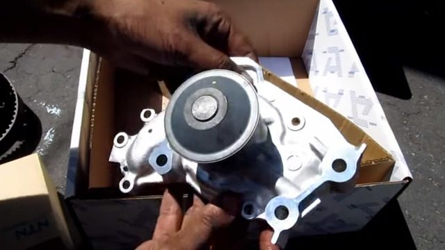 Lexus ES: How to Replace Water Pump