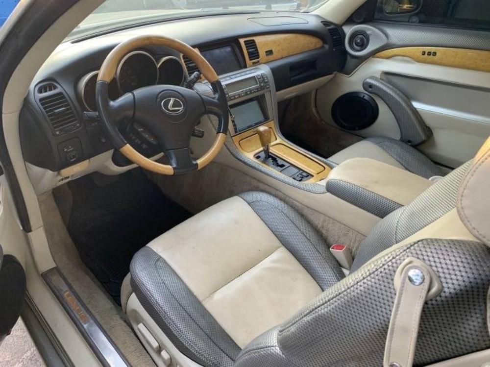 2002 Lexus SC 430