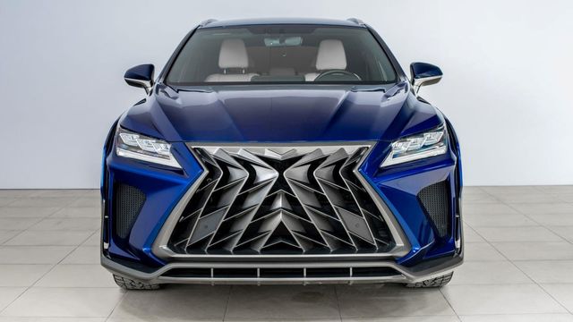 Lexus NX and RX Receive An Even More Audacious Grille