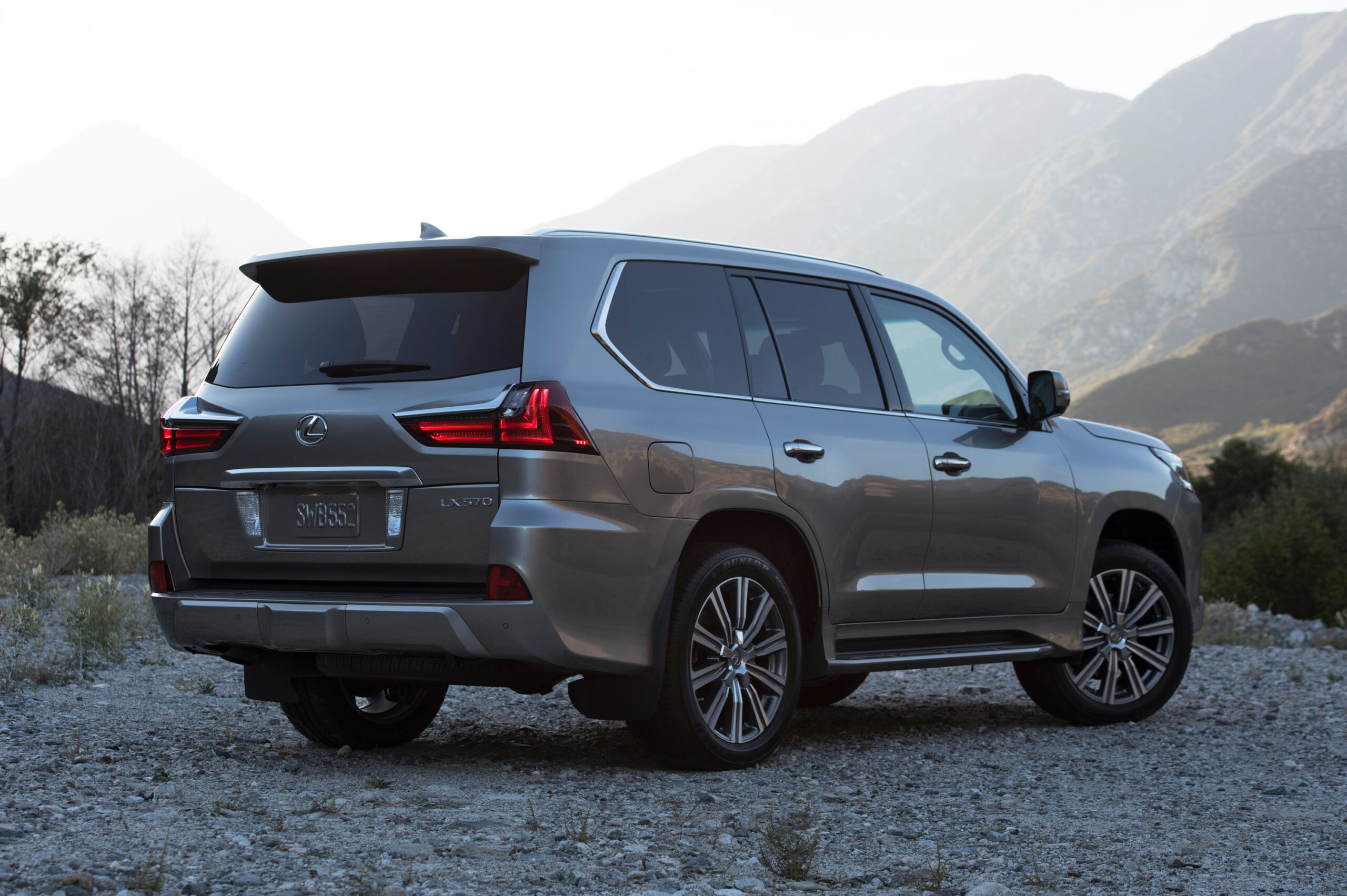 2020 Lexus LX 570