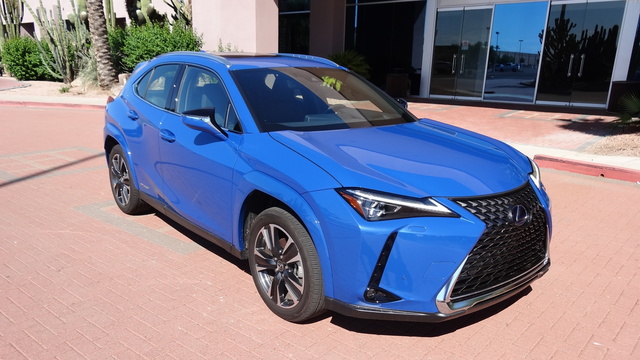 2022 Lexus UX250h Hybrid: A Closer Look